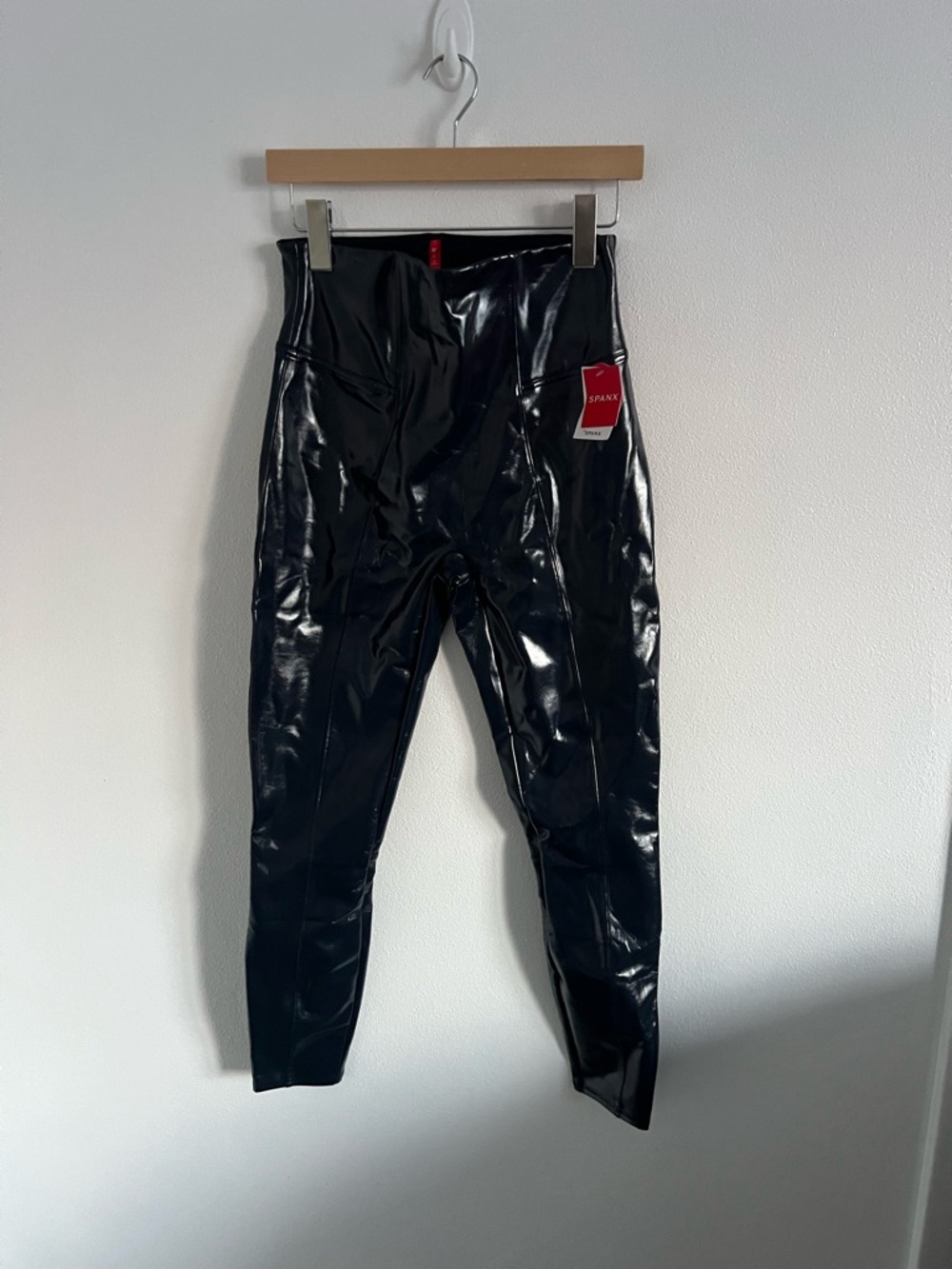 SPANX Glossy Black Faux Leather Leggings - Picture 2 of 7